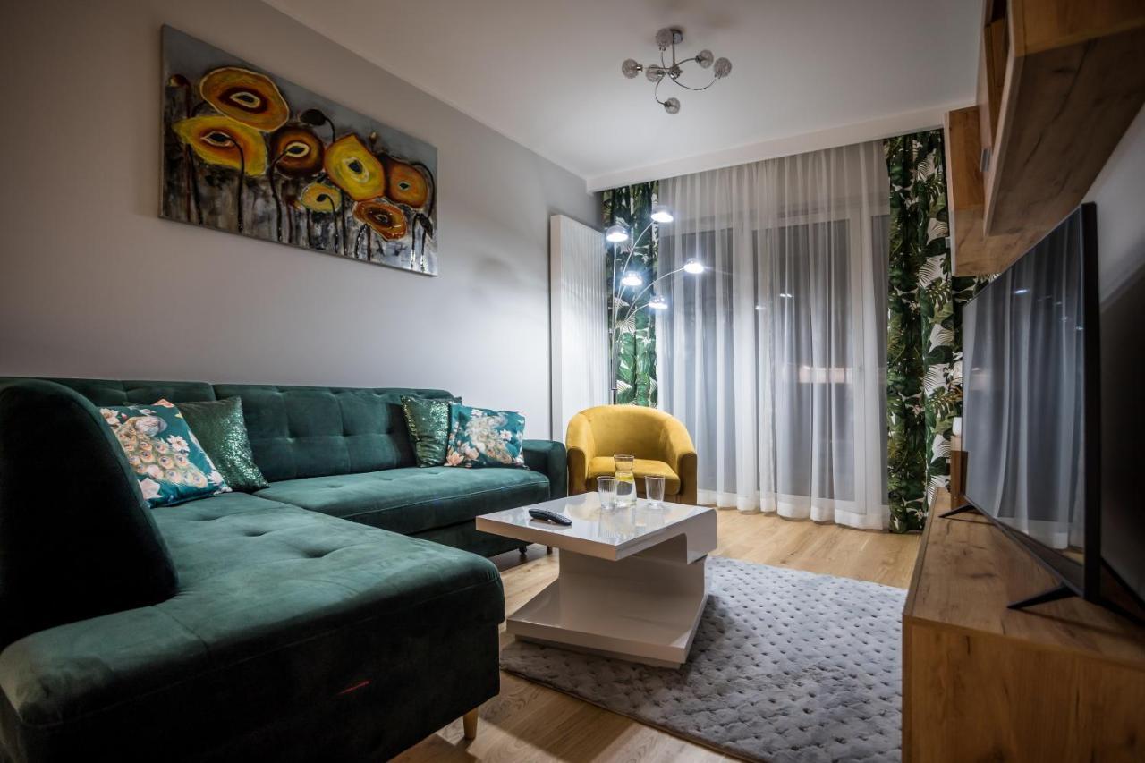 Resinest Apartamenty Jurowiecka J15 بياليستوك المظهر الخارجي الصورة
